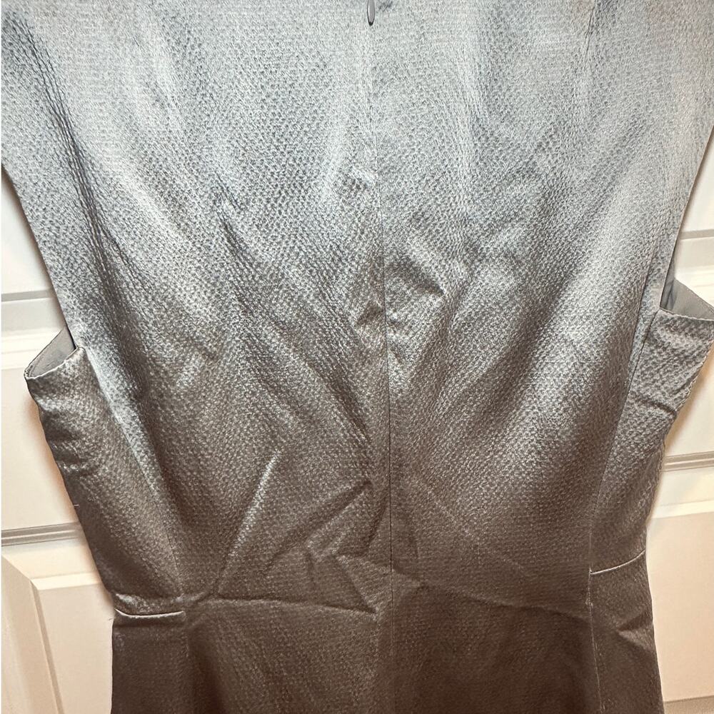 Dress - Picture 7 of 11